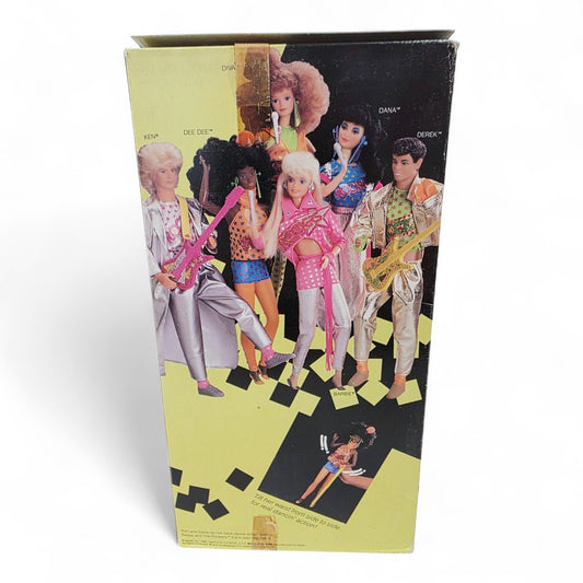 1986 Barbie Barbie & the Rockers Dee Dee doll — Back view
