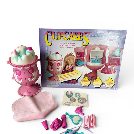 1991 Cupcakes Sundae Surprise Playset Front view
