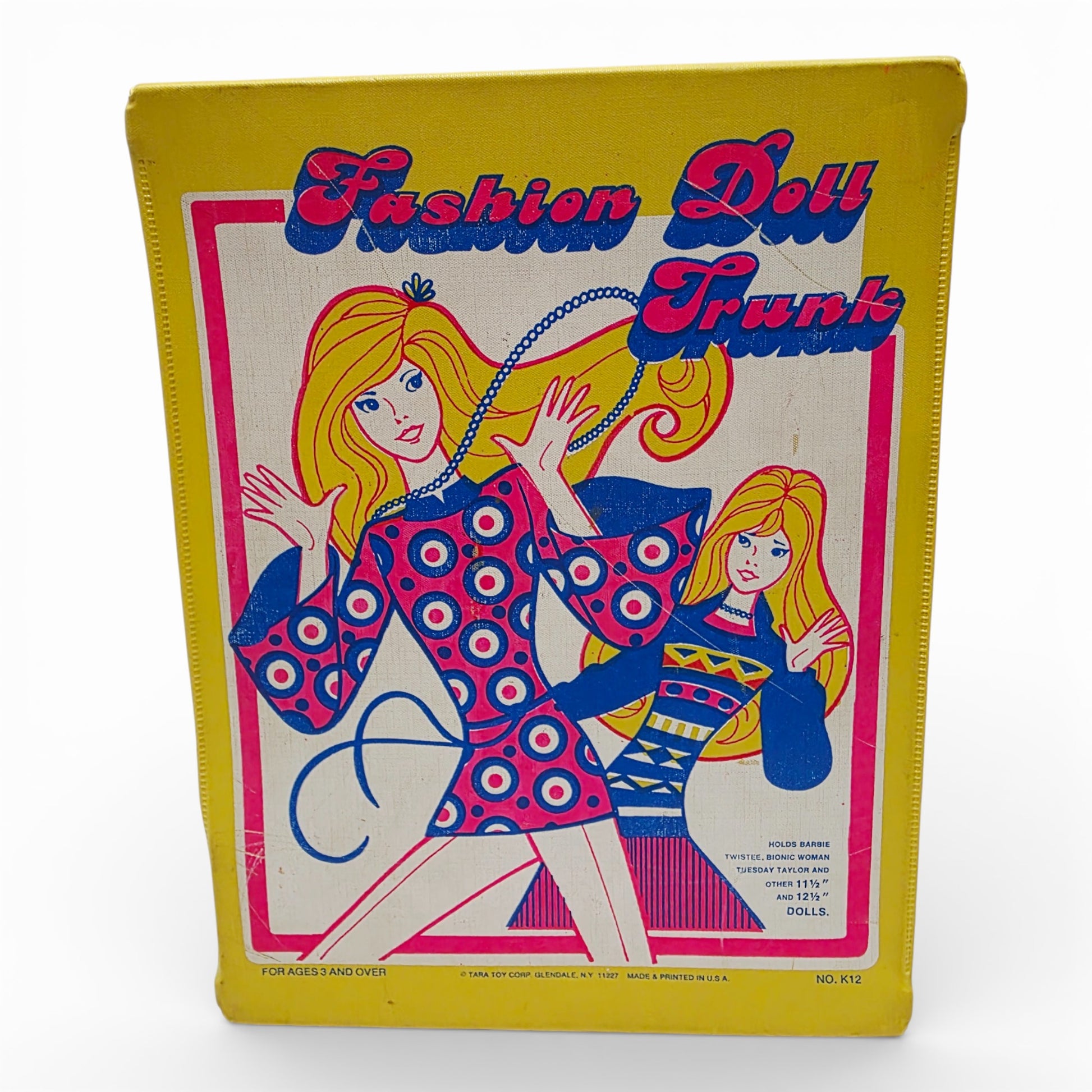 Vintage 1970s doll accessory. Fashion Doll Case. Tara Toy Corp. Fun & Mod! 34 x 26.5cm. Back view.