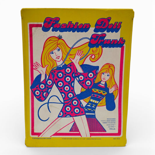 Vintage 1970s doll accessory. Fashion Doll Case. Tara Toy Corp. Fun & Mod! 34 x 26.5cm. Front view.