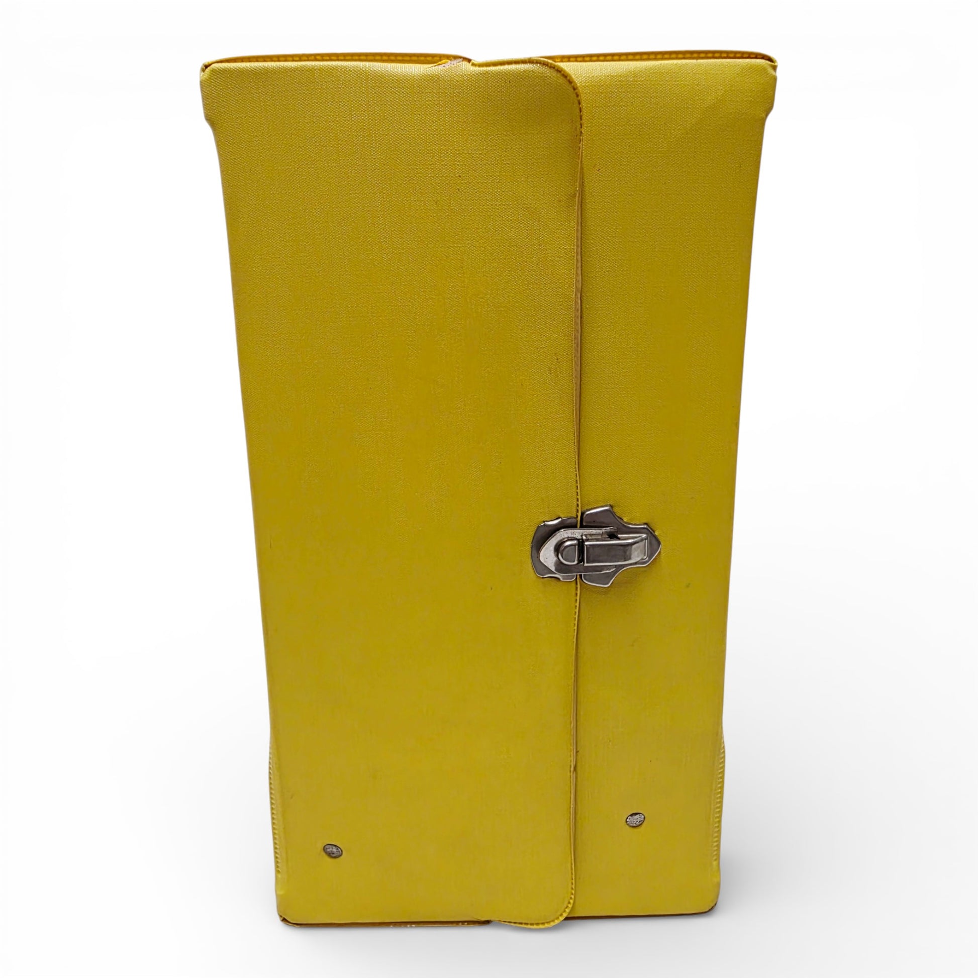 Vintage 1970s doll accessory. Fashion Doll Case. Tara Toy Corp. Fun & Mod! 34 x 26.5cm. Right view.