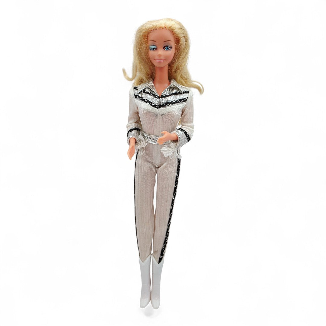 Vintage 1980s doll. Western Winking. Barbie. The Original Cow Girl!. Front view.