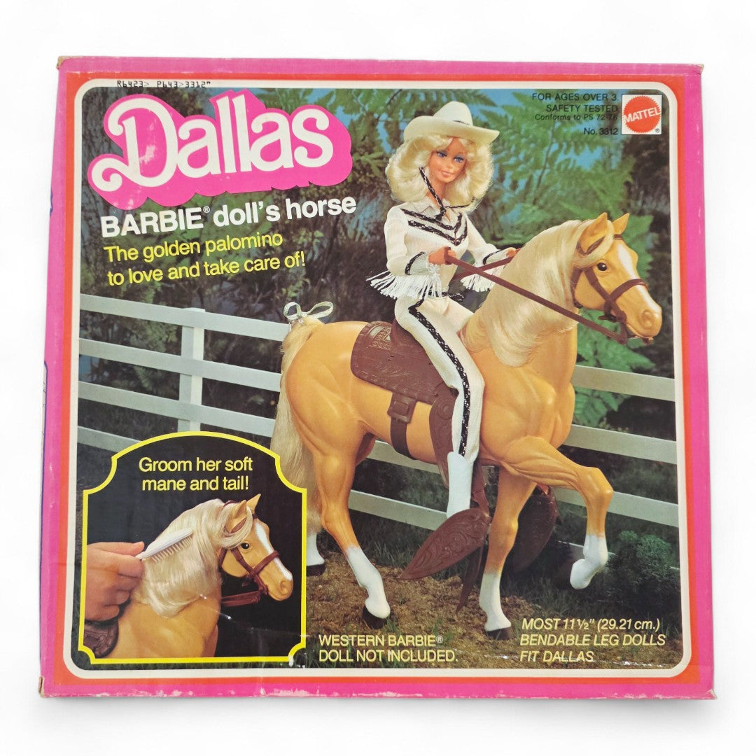 Vintage 1980s doll pet. Western Winking. Dallas. Barbies Palomino Horse. Like New!. Front view.