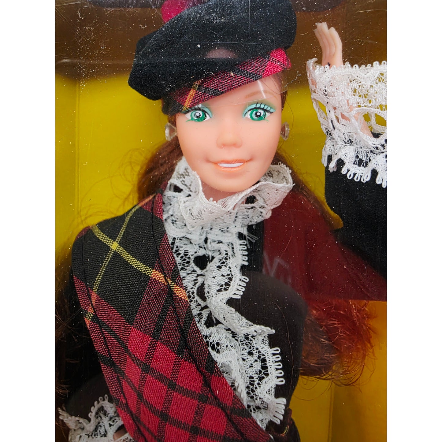 1981 Barbie Dolls of the World - First Edition Scottish doll — Face close-up