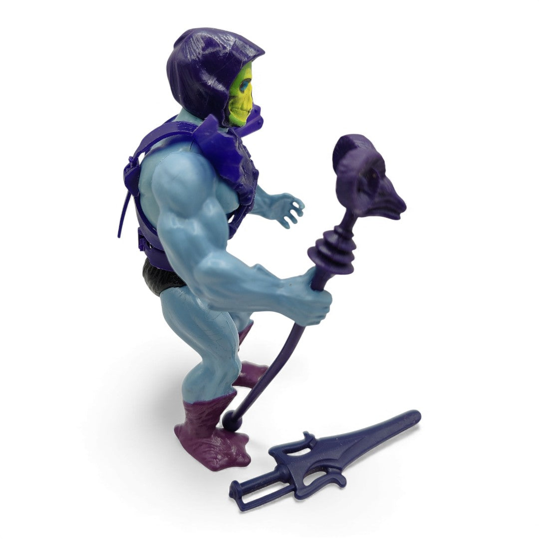 Vintage 1980s action figure. (MOTU). Skeletor. Mexico/Taiwan. Right view.