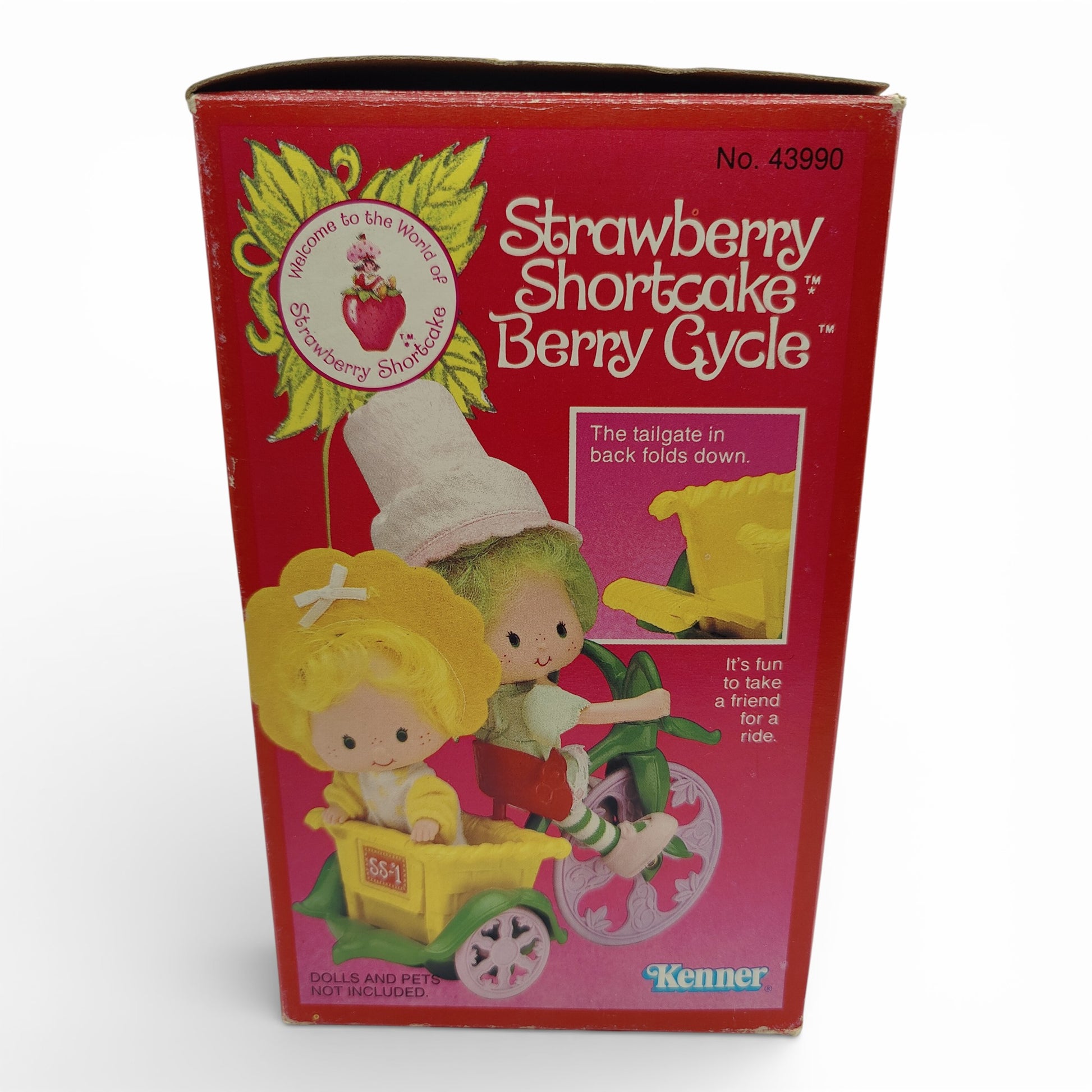 Vintage 1980s doll playset. Berry Cycle. Left view.