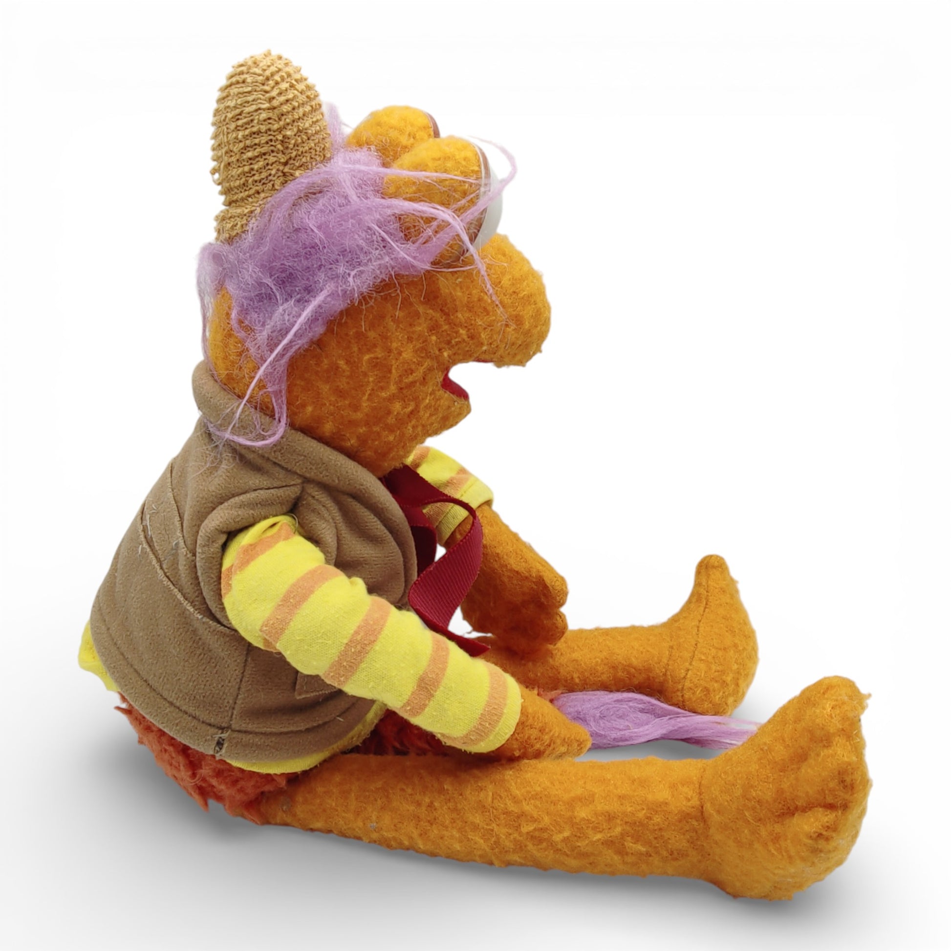 Vintage 1980s plush. Gobo. 15" Plush. Left view.