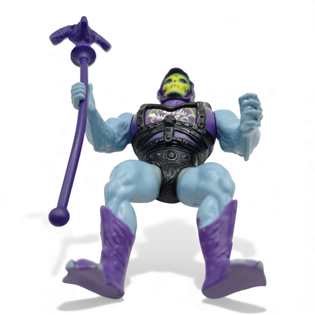 Vintage 1980s action figure. (MOTU). Battle Armour Skeletor. & Mini Comic!. Bottom view.