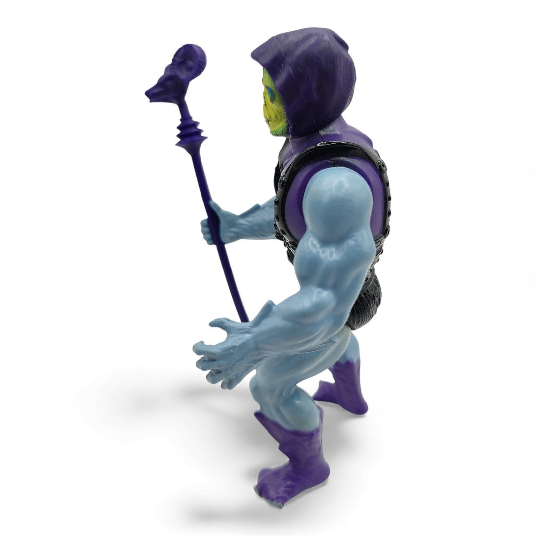 Vintage 1980s action figure. (MOTU). Battle Armour Skeletor. & Mini Comic!. Left view.