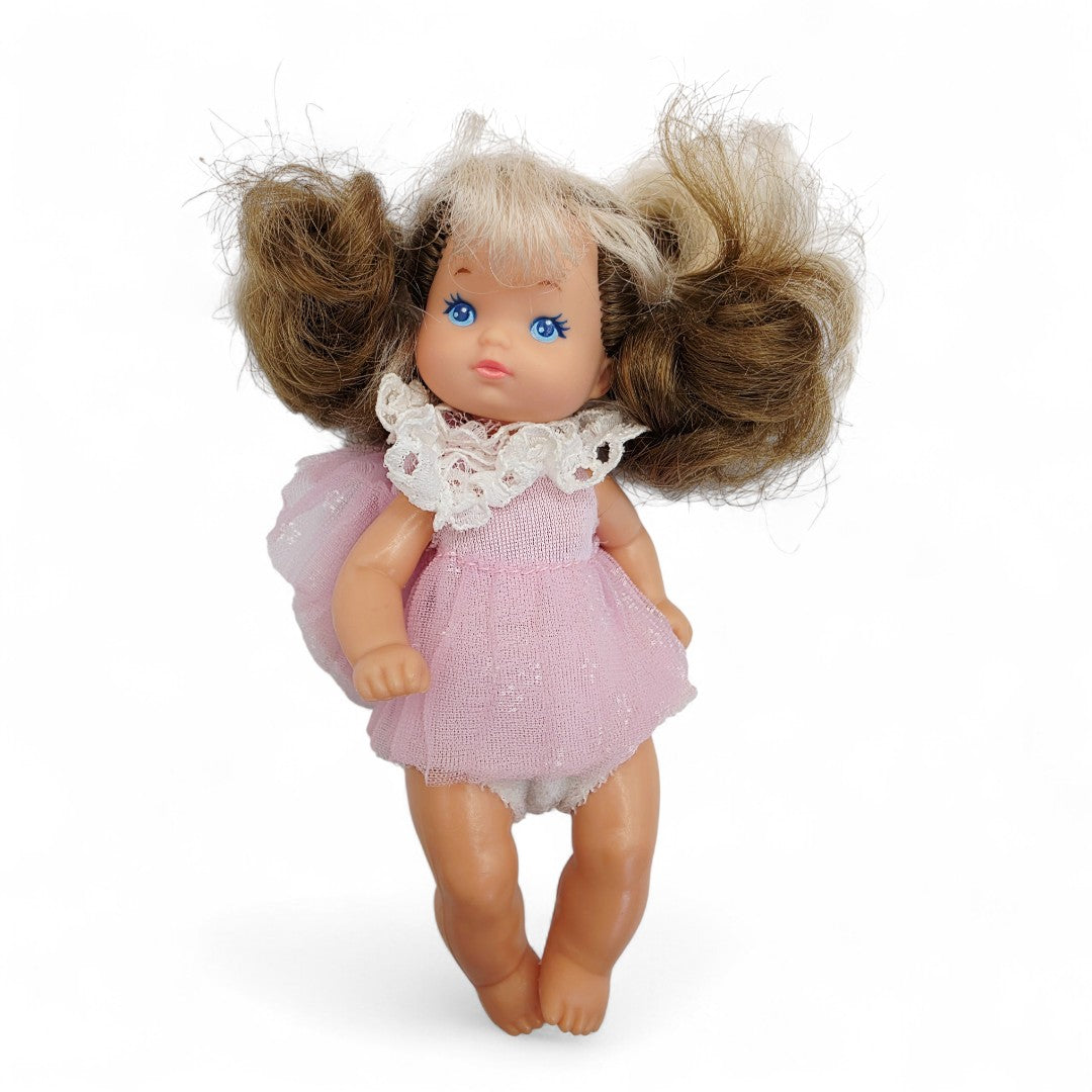Vintage 1980s doll. Heart Family. Mom & Baby. Close up 2 view.