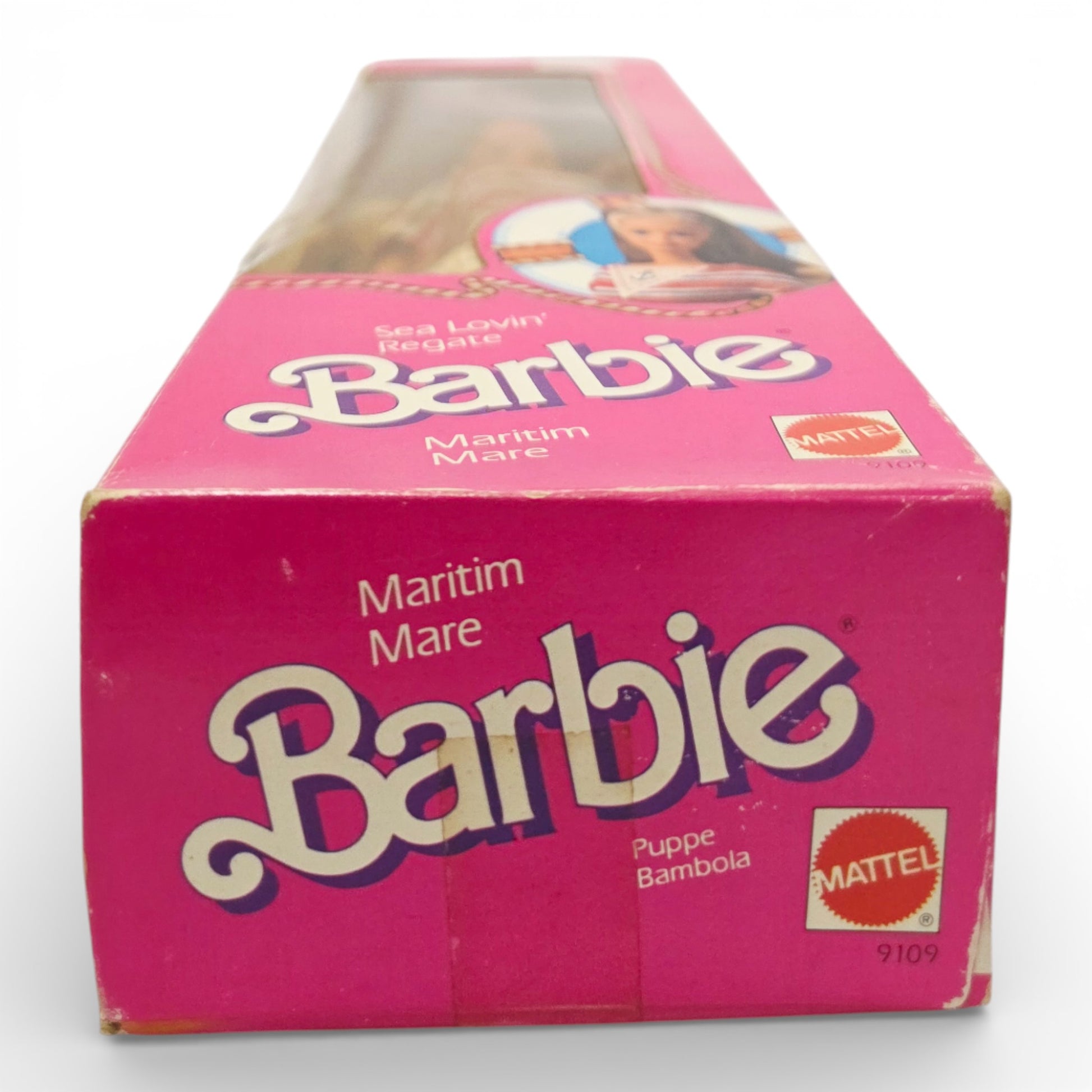 1984 Barbie Sea Lovin' Blonde doll — Bottom view