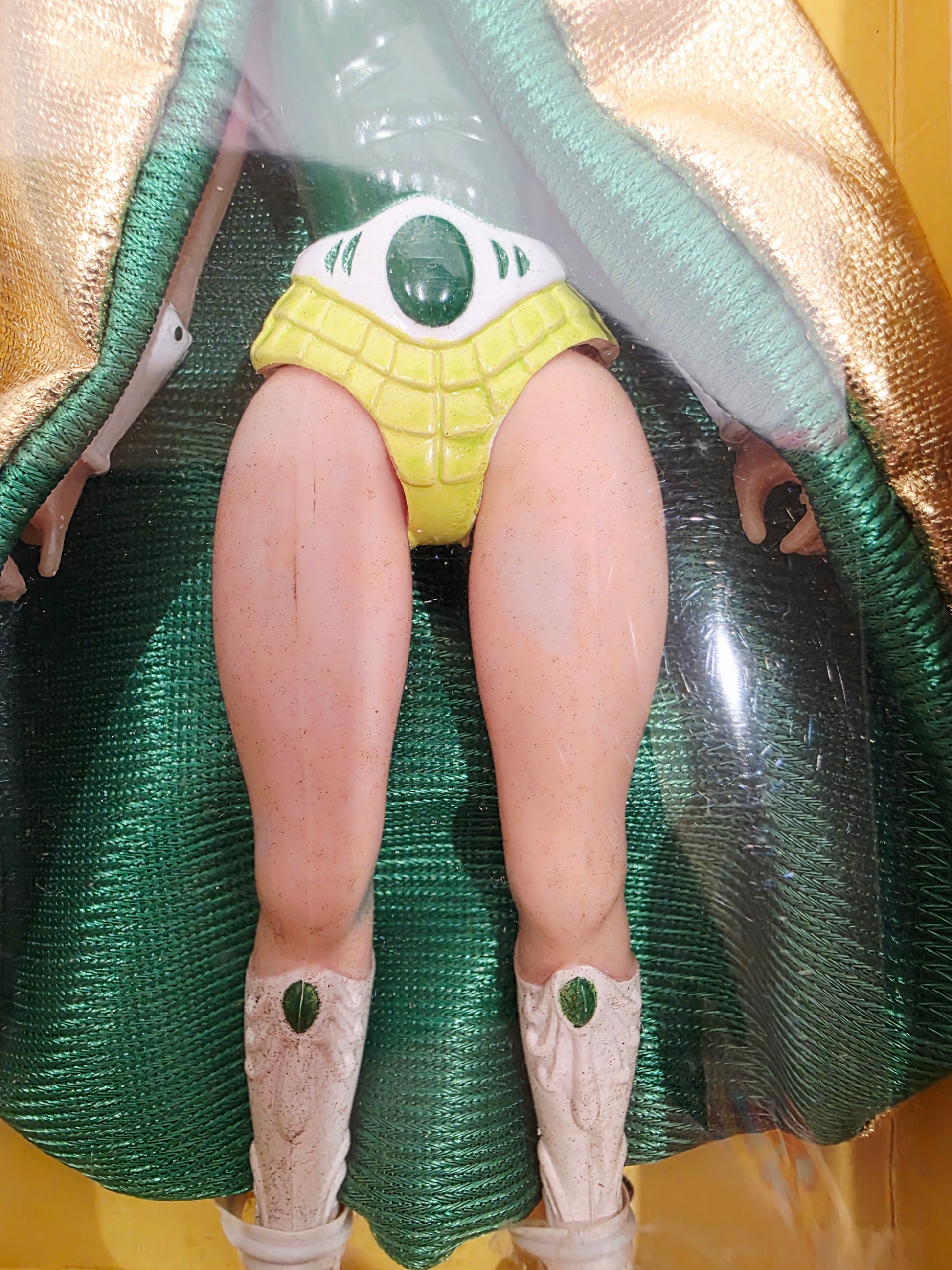 1984 Golden Girl Golden Girl and the Guardians of the Gemstones Jade action figure — Close-up 1