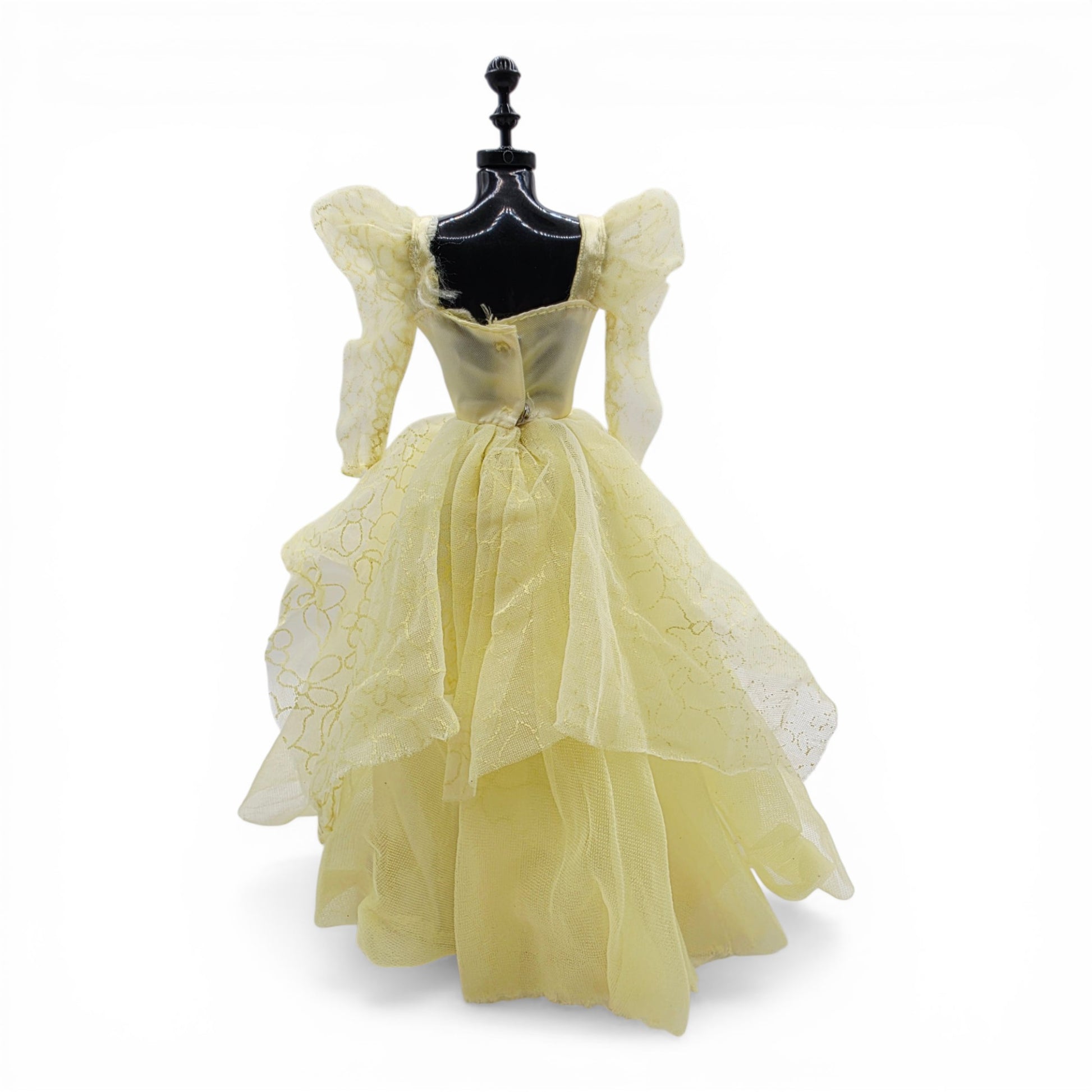 1985 Barbie Dream Glow doll fashion — Close-up 3