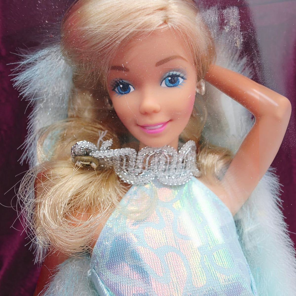 1985 Barbie Iconic 80s Doll Magic Moves Face view