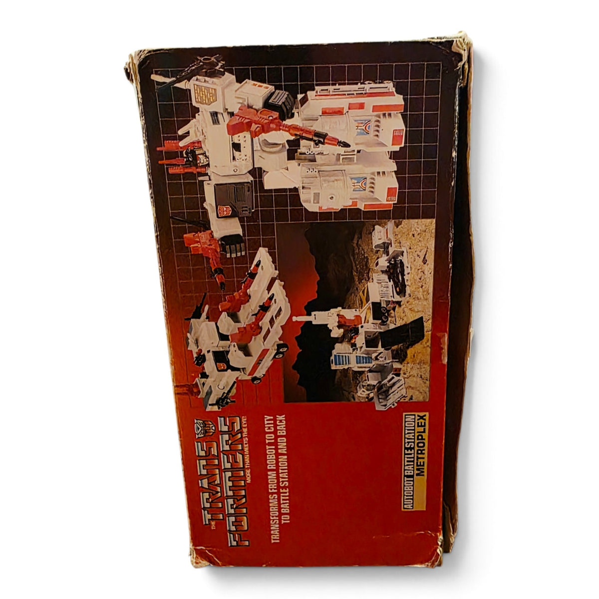 1986 Transformers Autobot City / Battle Station Metroplex Close-up 4 view