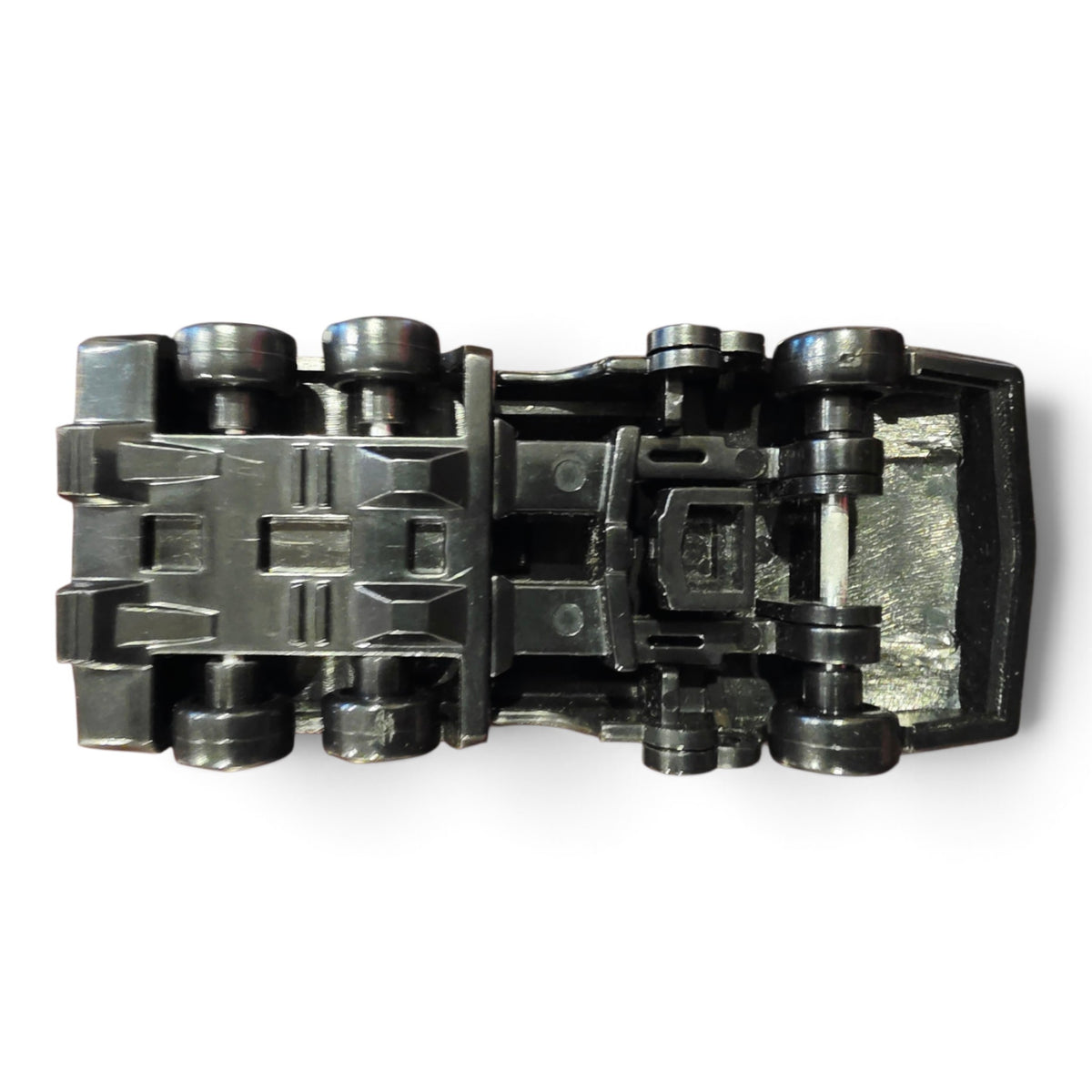 1986 Transformers Autobot City / Battle Station Metroplex Close-up 14 view