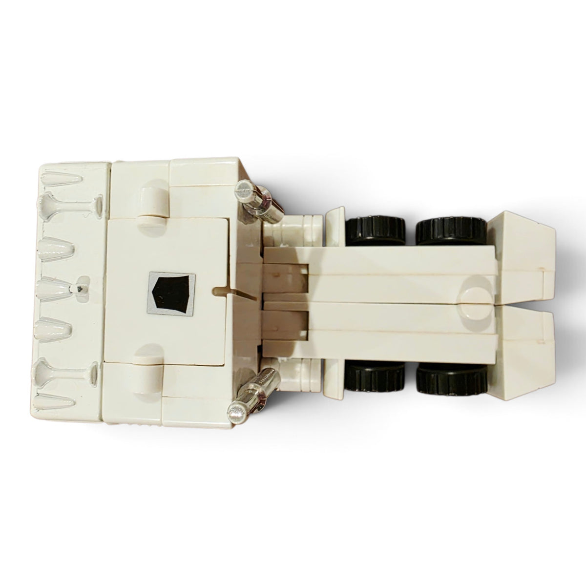 1986 Transformers City Commander Ultra Magnus Close-up 6 view
