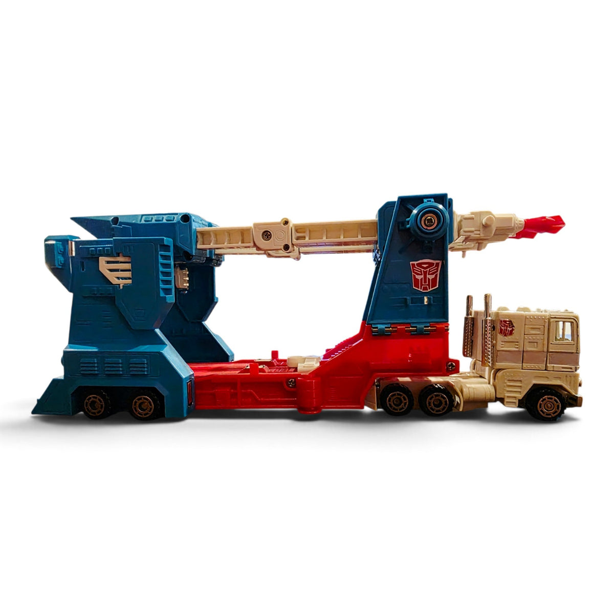 1986 Transformers City Commander Ultra Magnus Right view