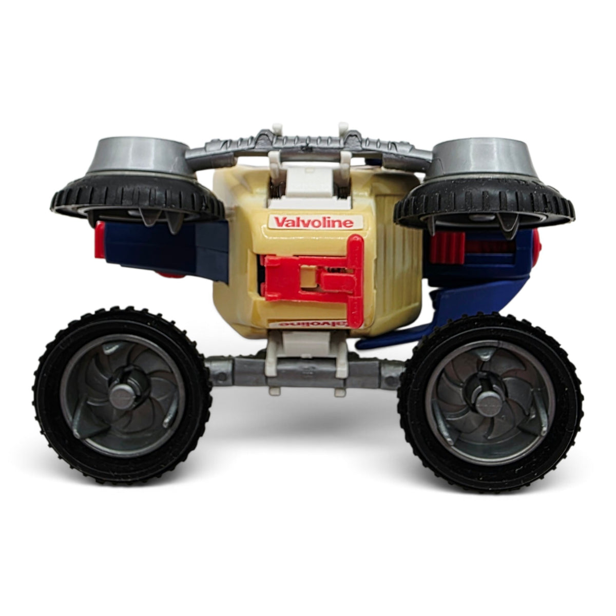 1987 M.A.S.K. Bandit Bandit Close-up 12 view
