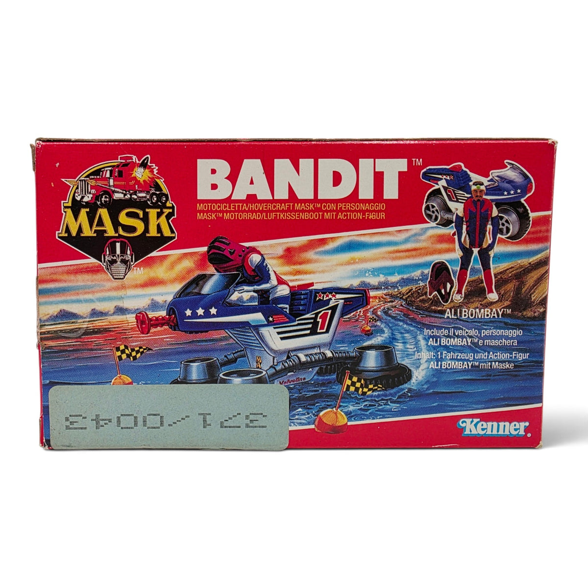 1987 M.A.S.K. Bandit Bandit Close-up 1 view