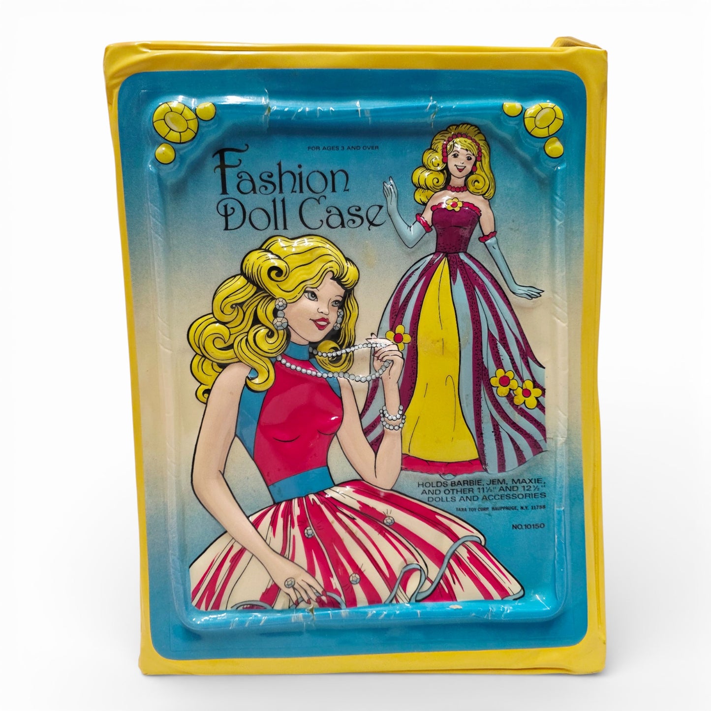 Vintage 1980s doll accessory. Fashion Doll Case. Tara Toy Corp. 3D Glamour! 34 x 26cm. Front view.