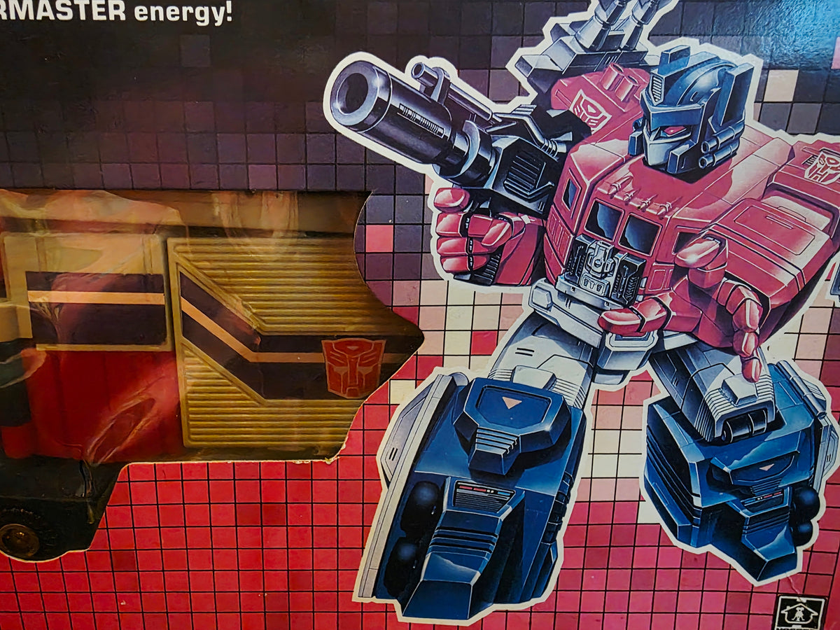 1988 Transformers Power Master Optimus Prime Close-up 10 view