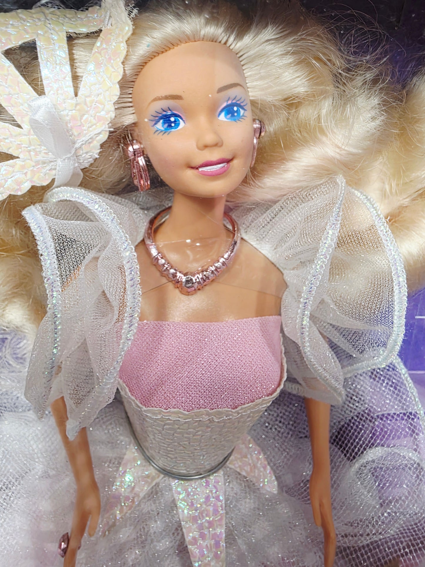 1989 Barbie Dance Magic doll — Face close-up