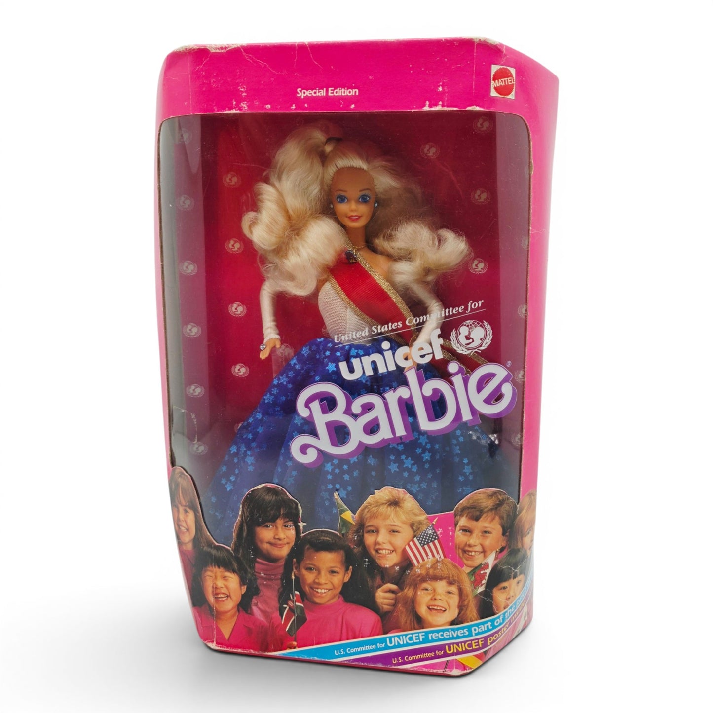 1989 Barbie UNICEF Special Edition Blonde doll — Front view