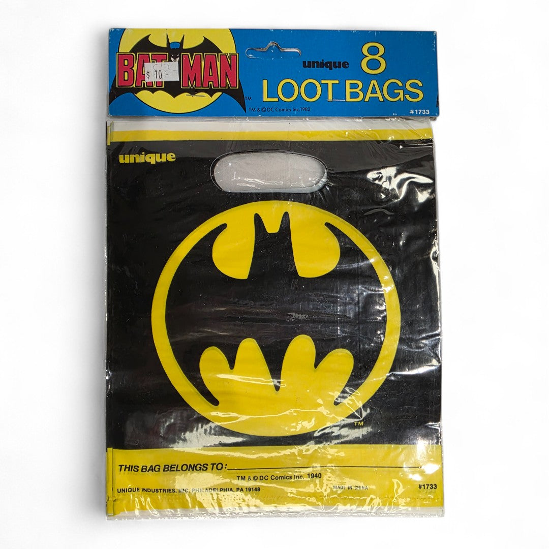Vintage 1980s partyware. Party Loot Bags. 8 Pack. Front view.