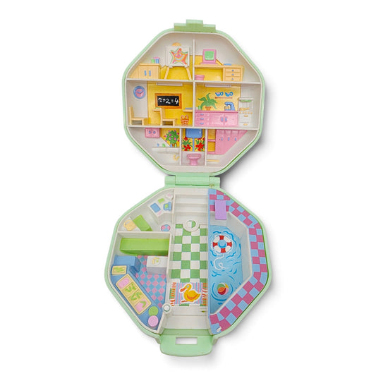 1990 Polly Pocket Polly's School Compact Front view