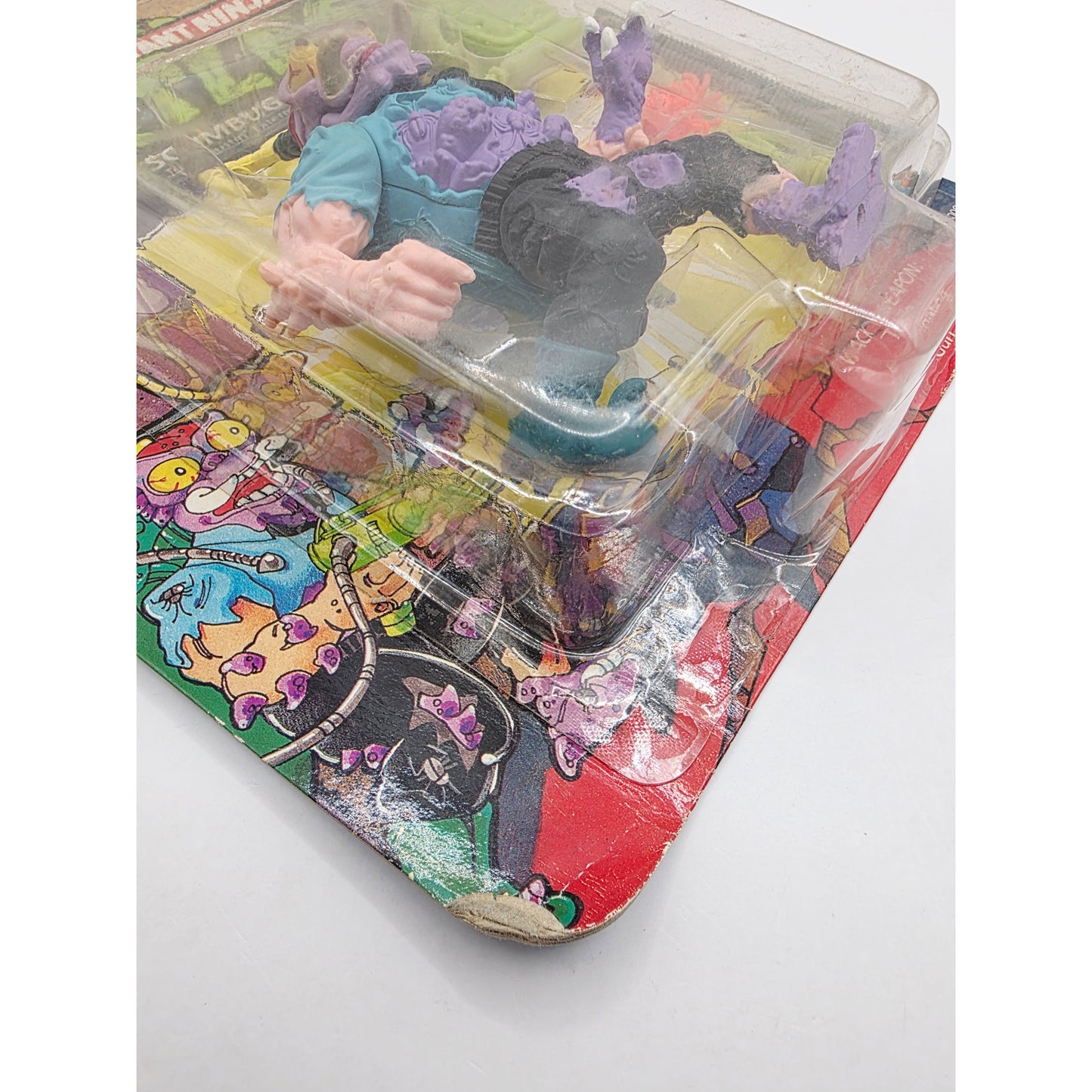 1990 Teenage Mutant Ninja Turtles Scumbug action figure — Close-up 4