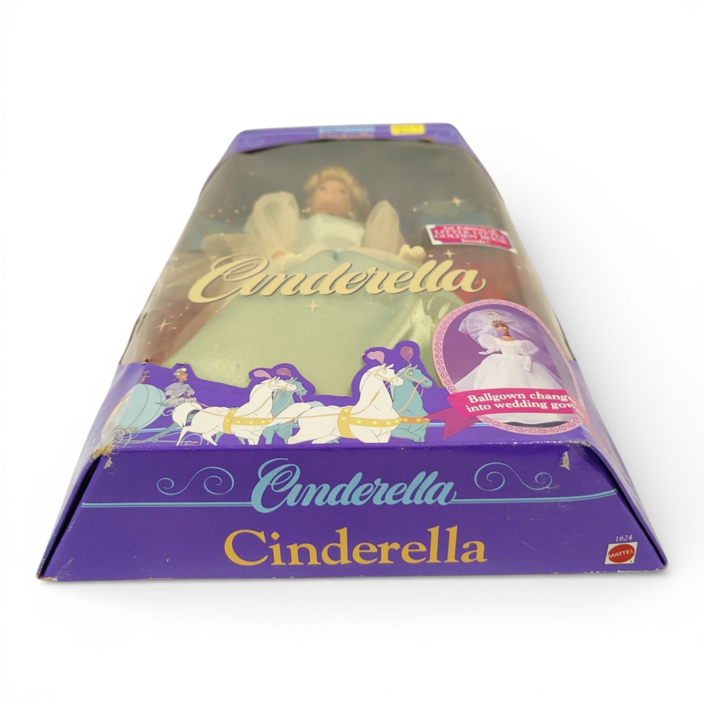 1991 Cinderella Disney Classics Series - Little Golden Book Included! Cinderella doll — Bottom view