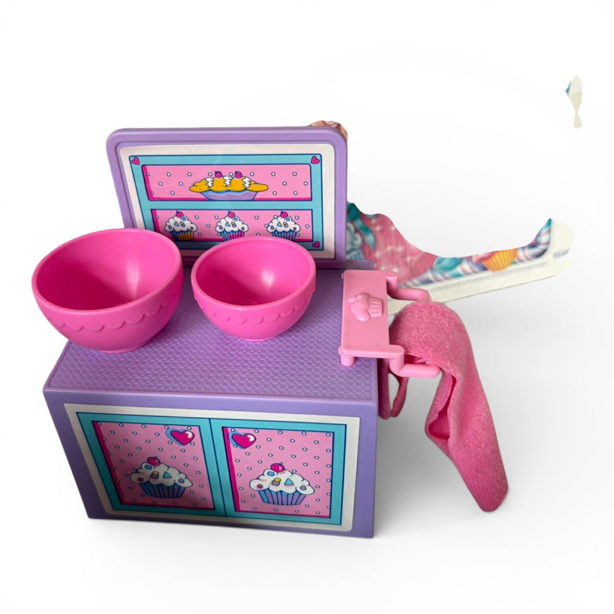 1991 Cupcakes Cake and Ice Cream Kitchen Playset Right view