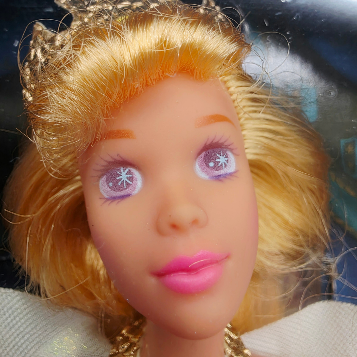 1991 Disney Disney Classics Sleeping Beauty Face view