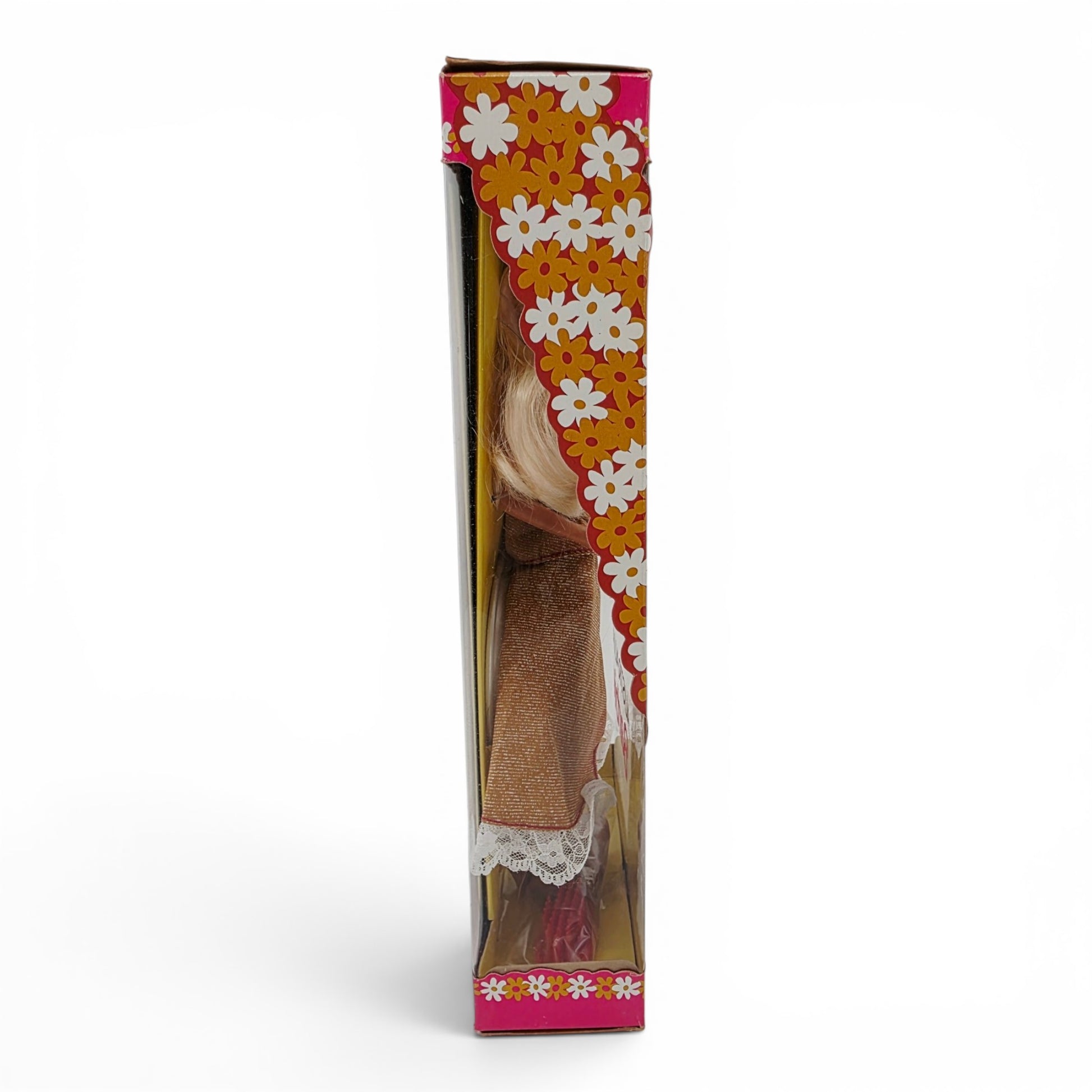 1992 Barbie Dolls of the World Australian doll — Left side