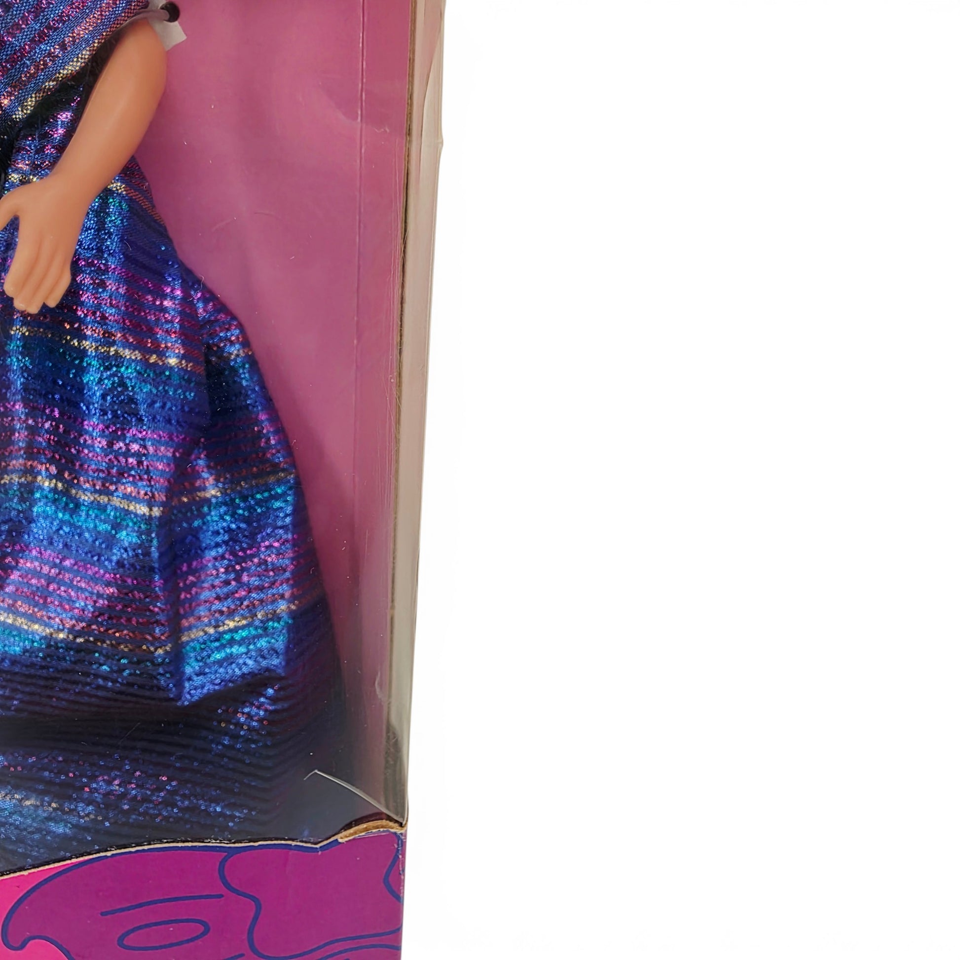 1992 Barbie Evening Elegance doll — Close-up 1