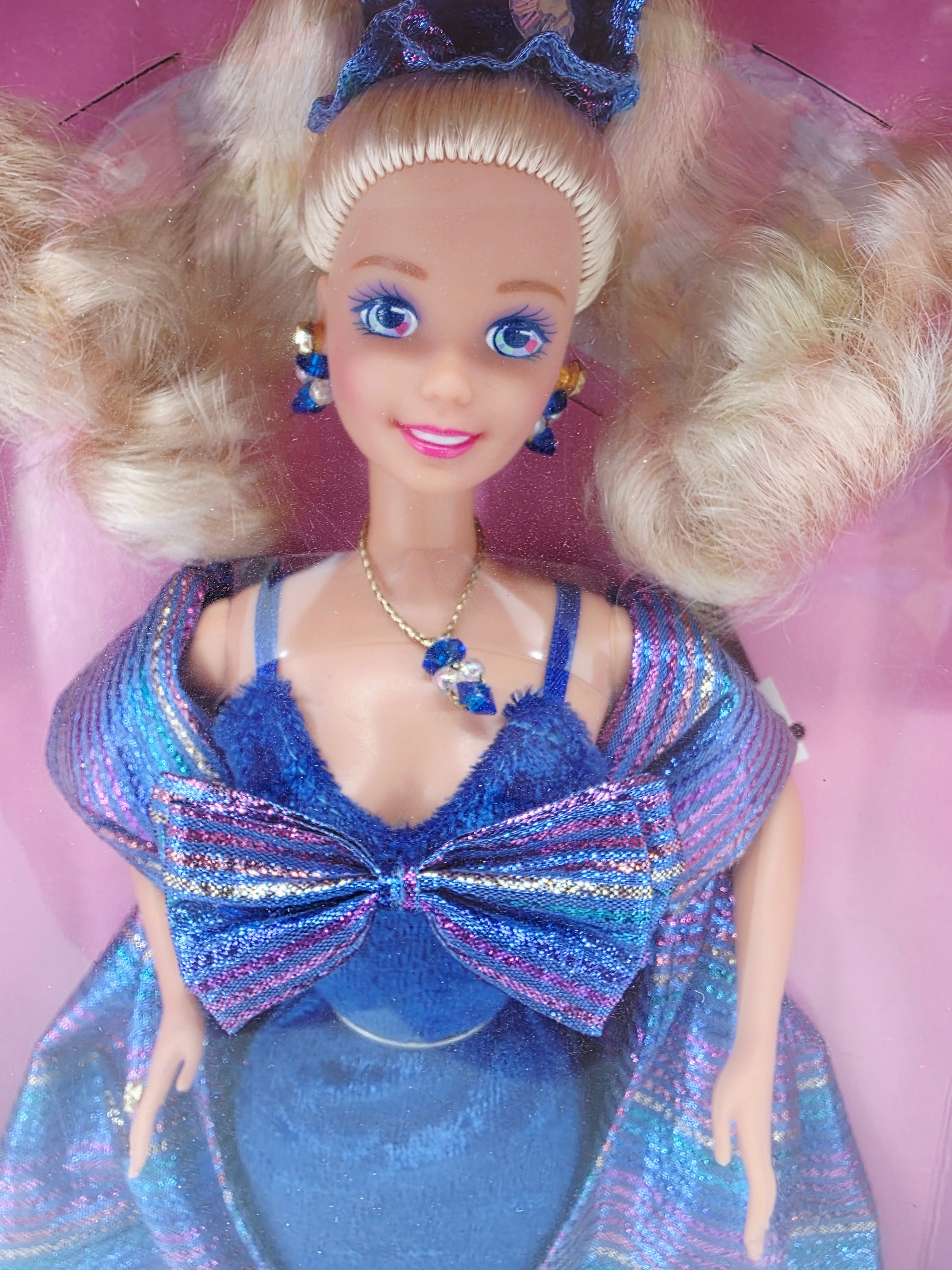 1992 Barbie Evening Elegance doll — Face close-up