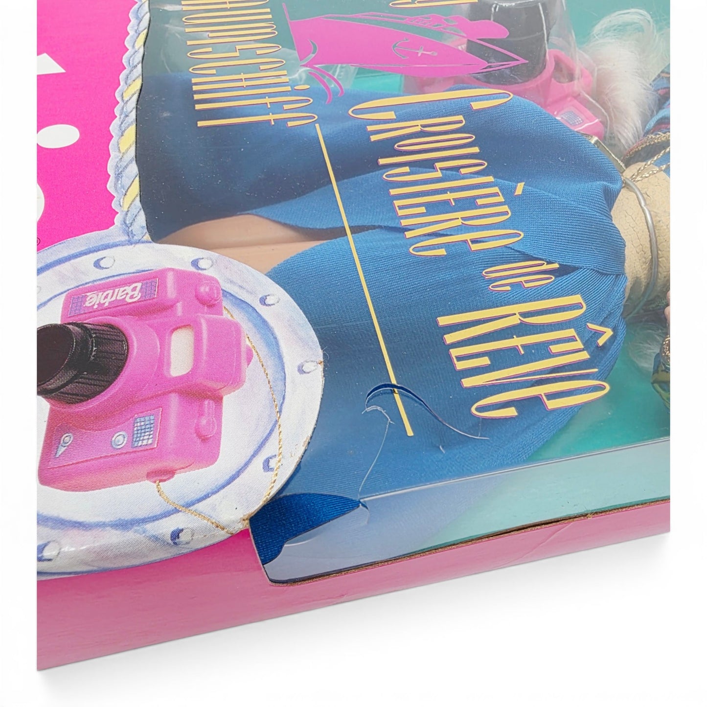 1992 Barbie Sea Holiday Barbie doll — Close-up 1