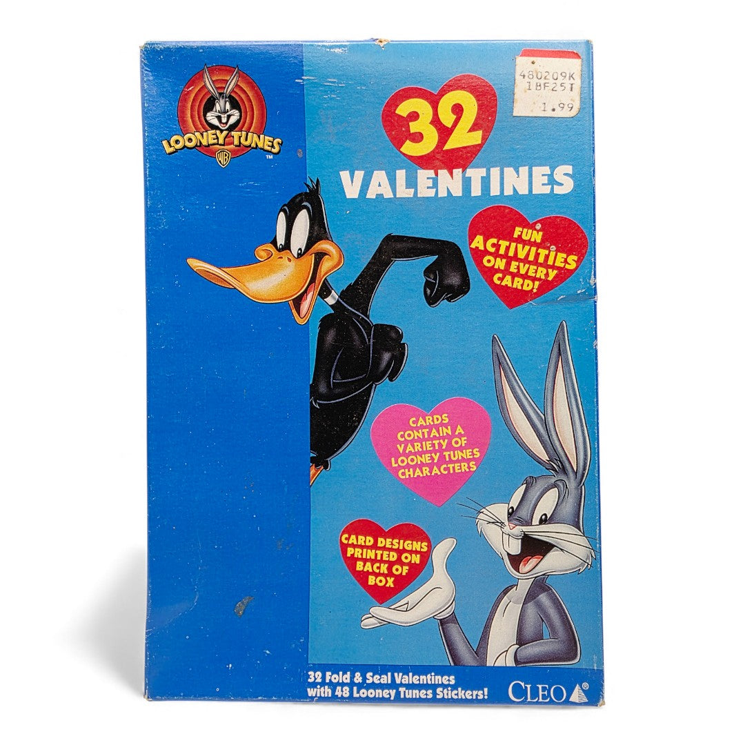 Vintage 1990s stationery. 32pc Valentines Card Set. Front view.