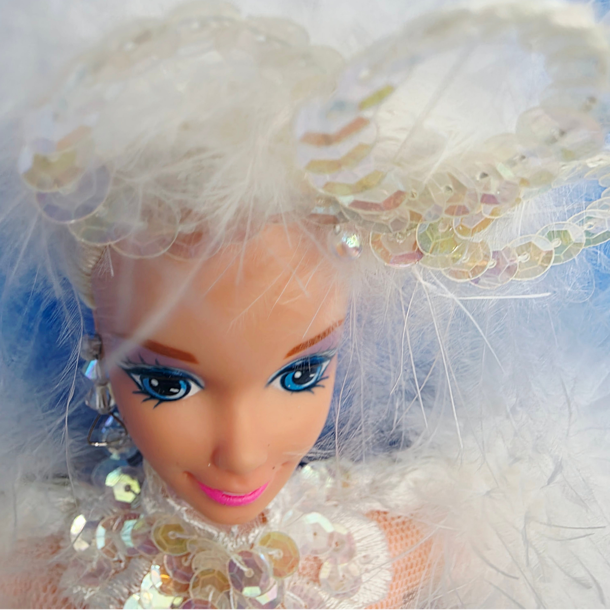 1994 Barbie Enchanted Seasons Collection Snow Princess Face view