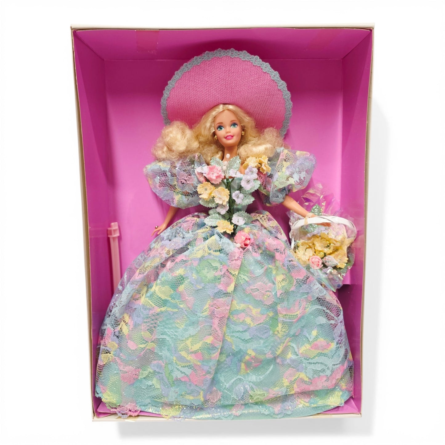 1994 Barbie Enchanted Seasons Collection Spring Bouquet Barbie doll — Front view