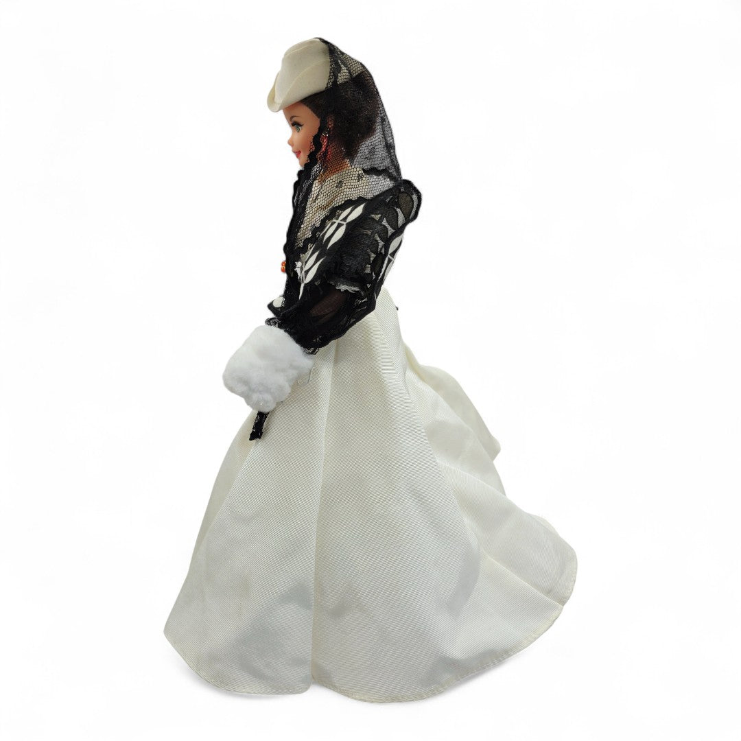 Vintage 1990s doll. Gone with the Wind. Scarlet O'Hara. Left view.