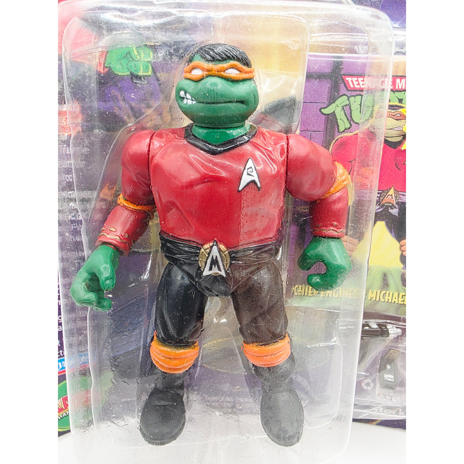 1994 Teenage Mutant Ninja Turtles Star Trek TMNT - Chief Engineer Scotty Michelangelo action figure — Face close-up