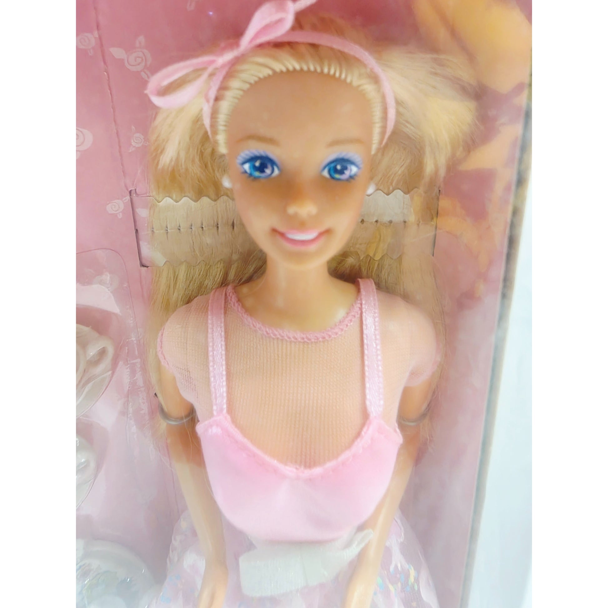 1995 Barbie My First Tea Party doll — Face close-up