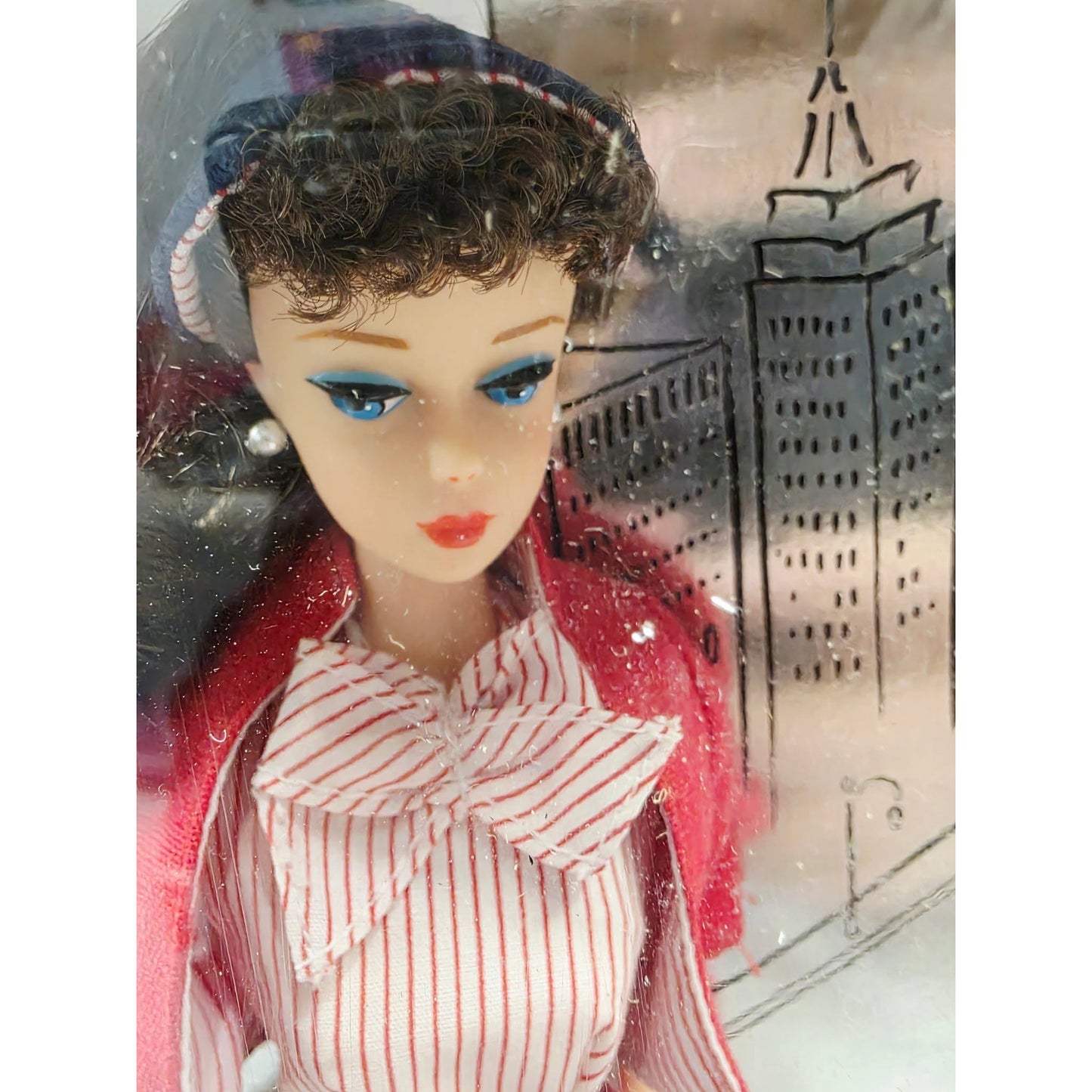 1995 Barbie Reproduction Busy Gal doll — Face close-up