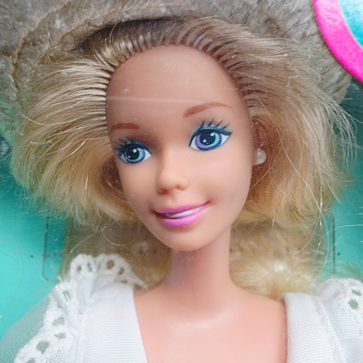 1995 Barbie Easter Special Edition Russell Stover Face view
