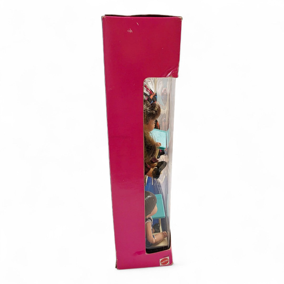 1995 Barbie Teacher Barbie (Brunette) doll giftset — Left side