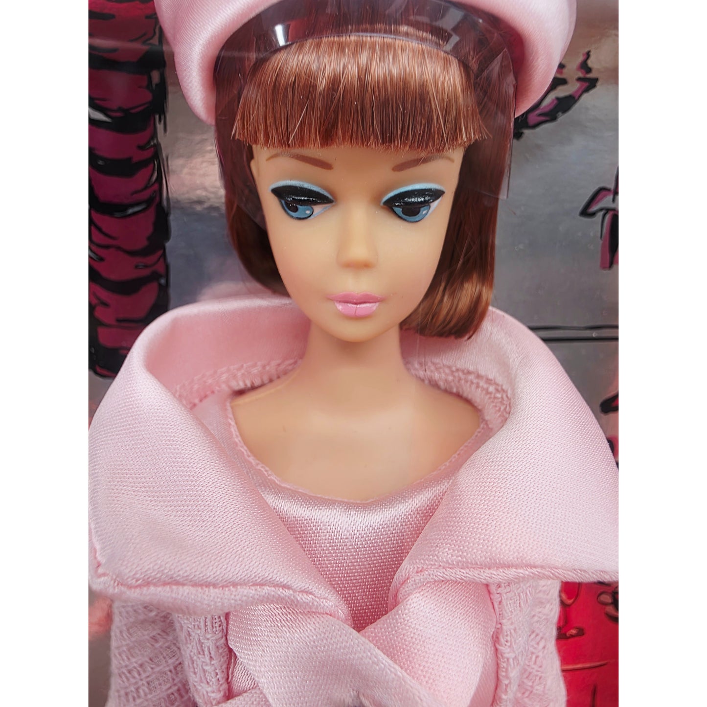 1996 Barbie 1966 Fashion and Doll Reproduction Fashion Luncheon doll — Face close-up
