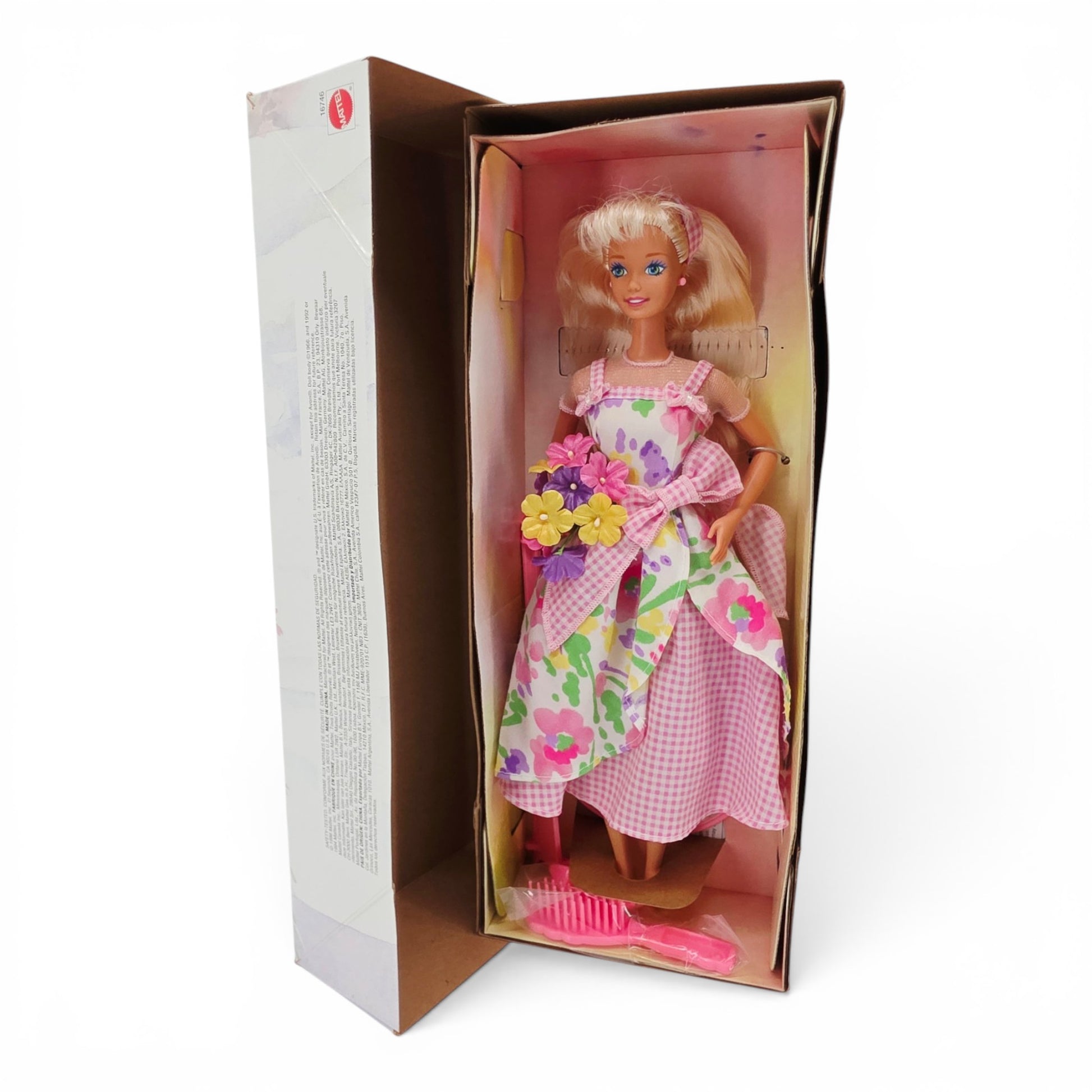 1996 Barbie Avon Spring Petals Spring Petals doll — Close-up 2