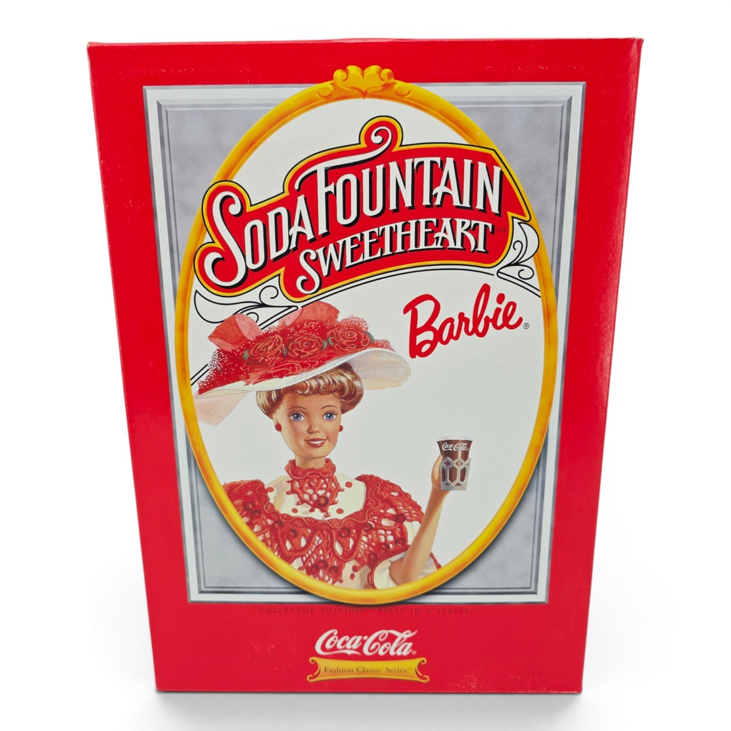 1996 Barbie Coca-Cola Soda Fountain Sweetheart doll — Close-up 2